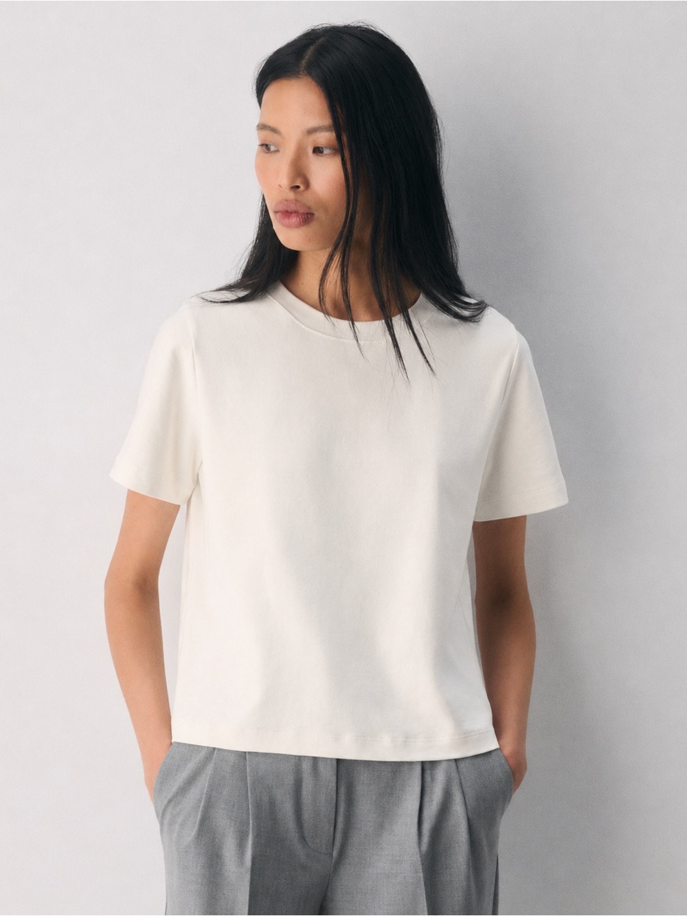 Aritzia Function T-Shirt Interlock Cotton - S - Light Birch - Like New